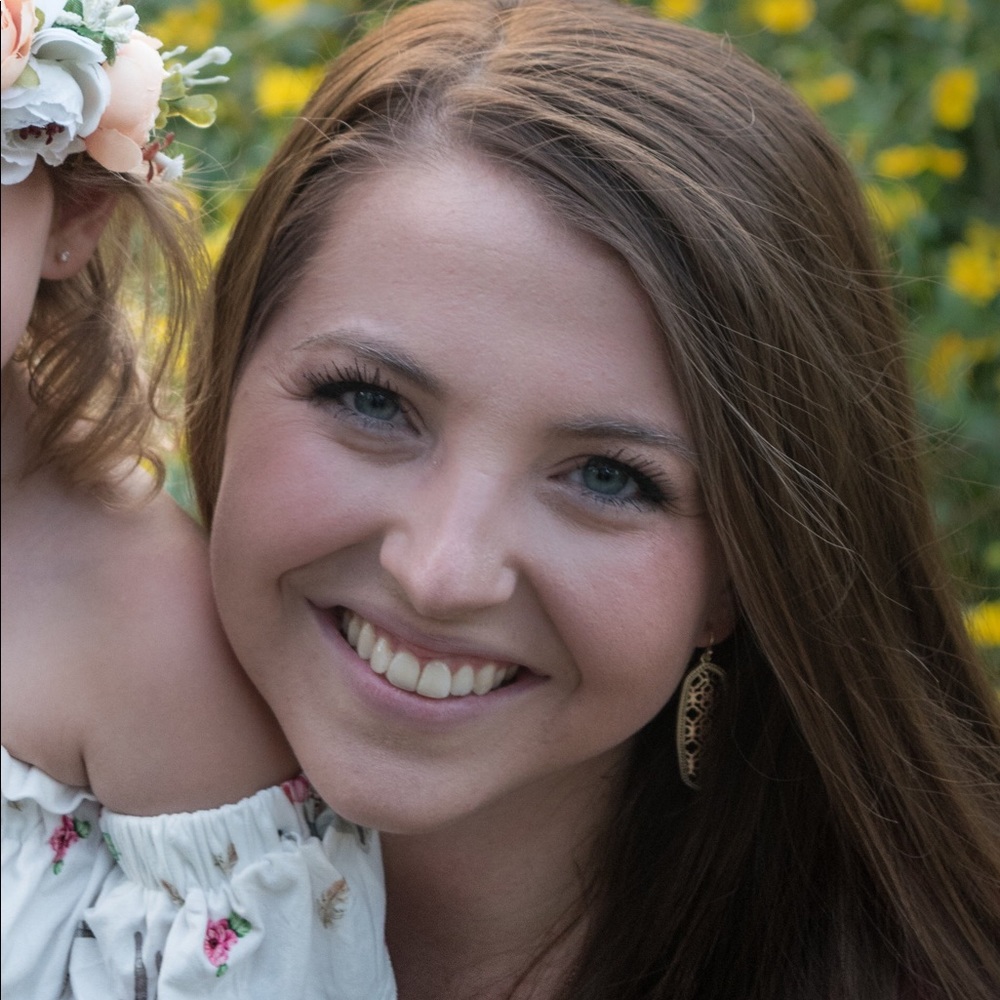 Meet your Posher, Emilly
